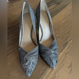 Women's Ann Taylor Silver Sparkle Stiletto Pumps Heels Size 7.5 Shoes